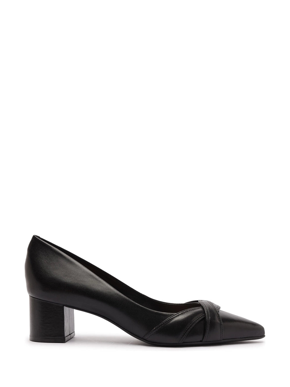 Scarpin Arezzo Preto em Pele e Salto Bloco