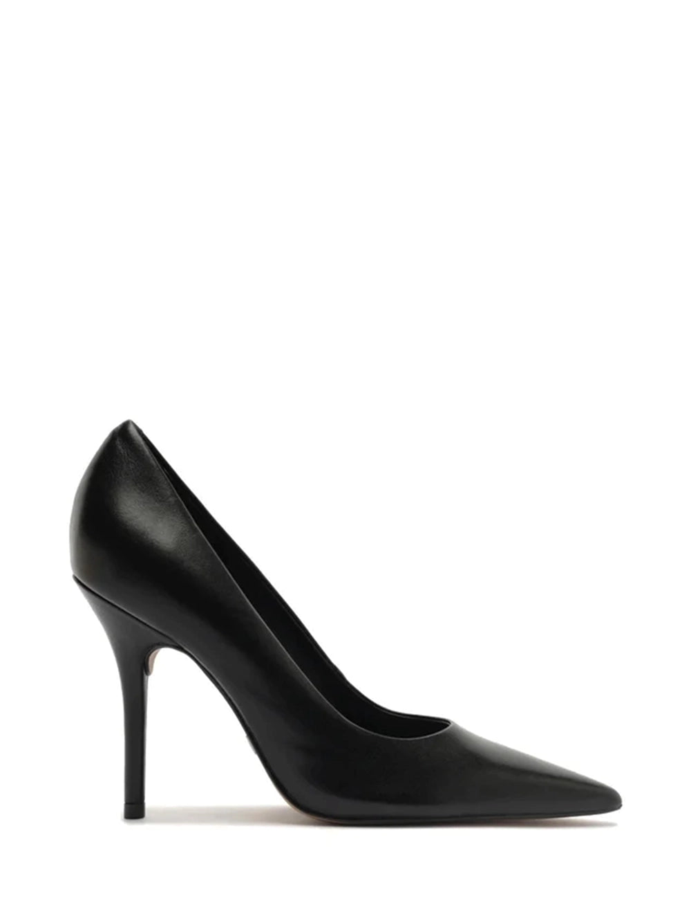 Scarpin Arezzo Preto em Pele