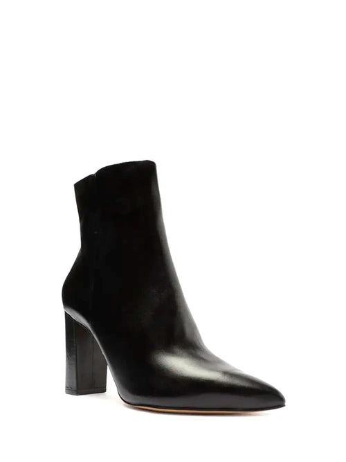 Stivaletto Nero Arezzo in Pelle con Punta Sottile