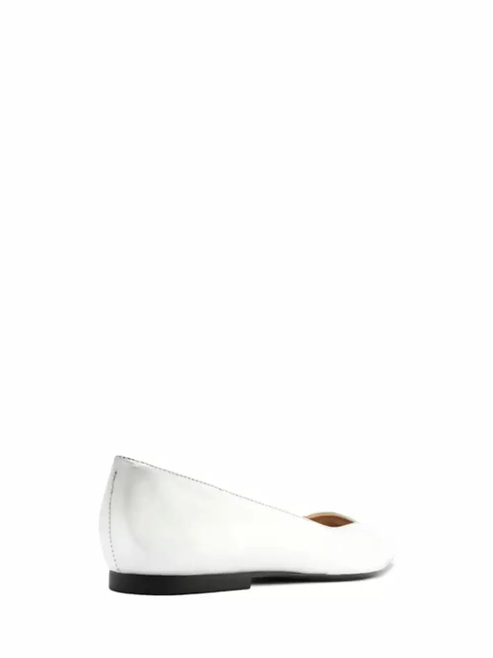 Sabrina Arezzo in pelle argento con punta sottile