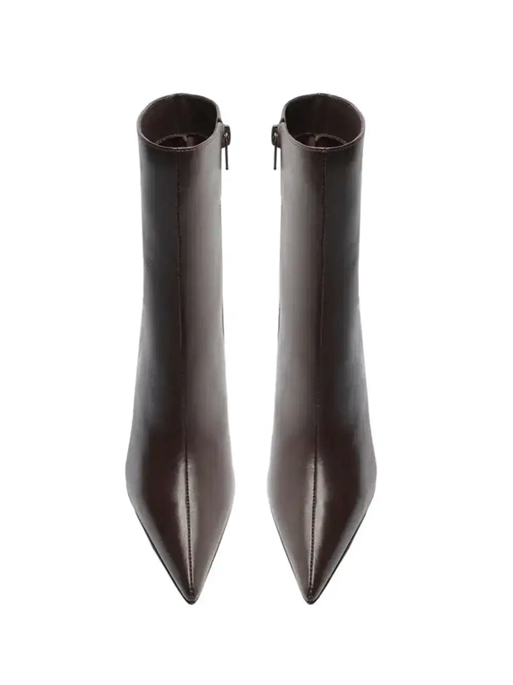 Bota Castanha em Pele e Salto Fino